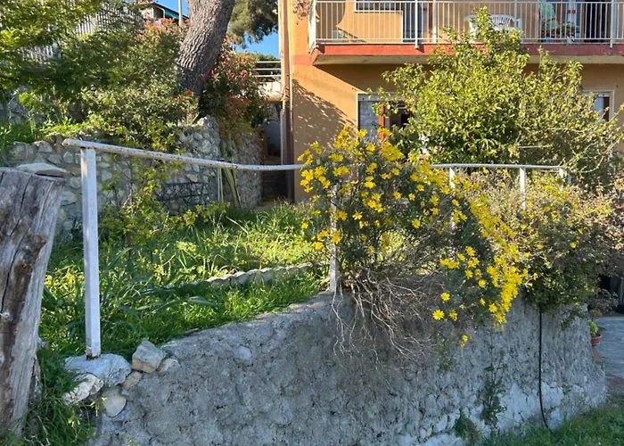 빌라 Dei Pini Marina dʼAndora